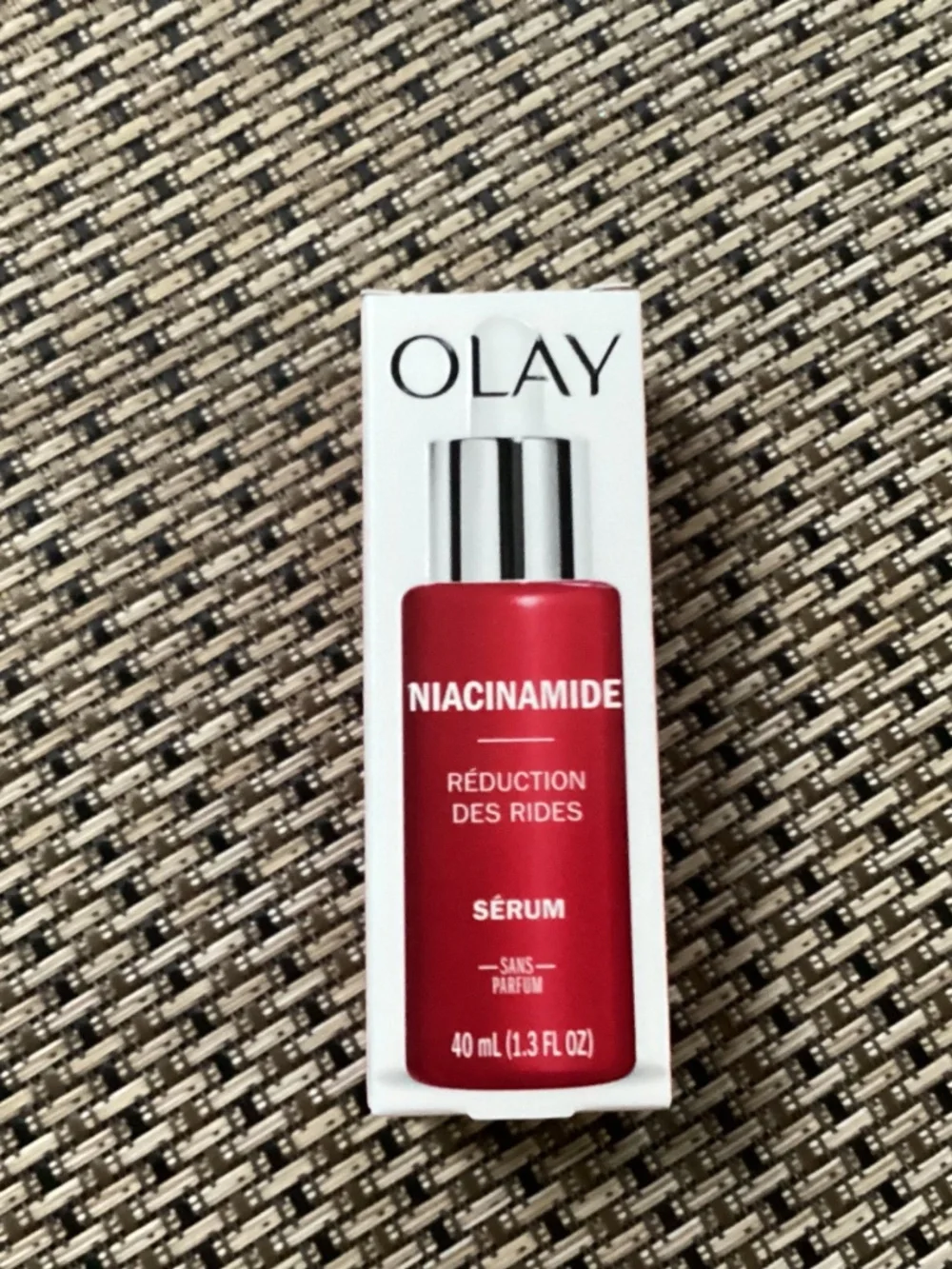 Olay Niacinamide Anti-Wrinkle Serum Fragrance-free 40 ml New